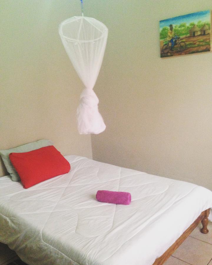 Kumunzi Backpackers Hostel Lusaka Exterior photo